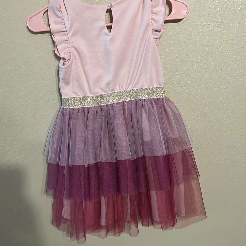 Formal dress - Picture 3 of 4